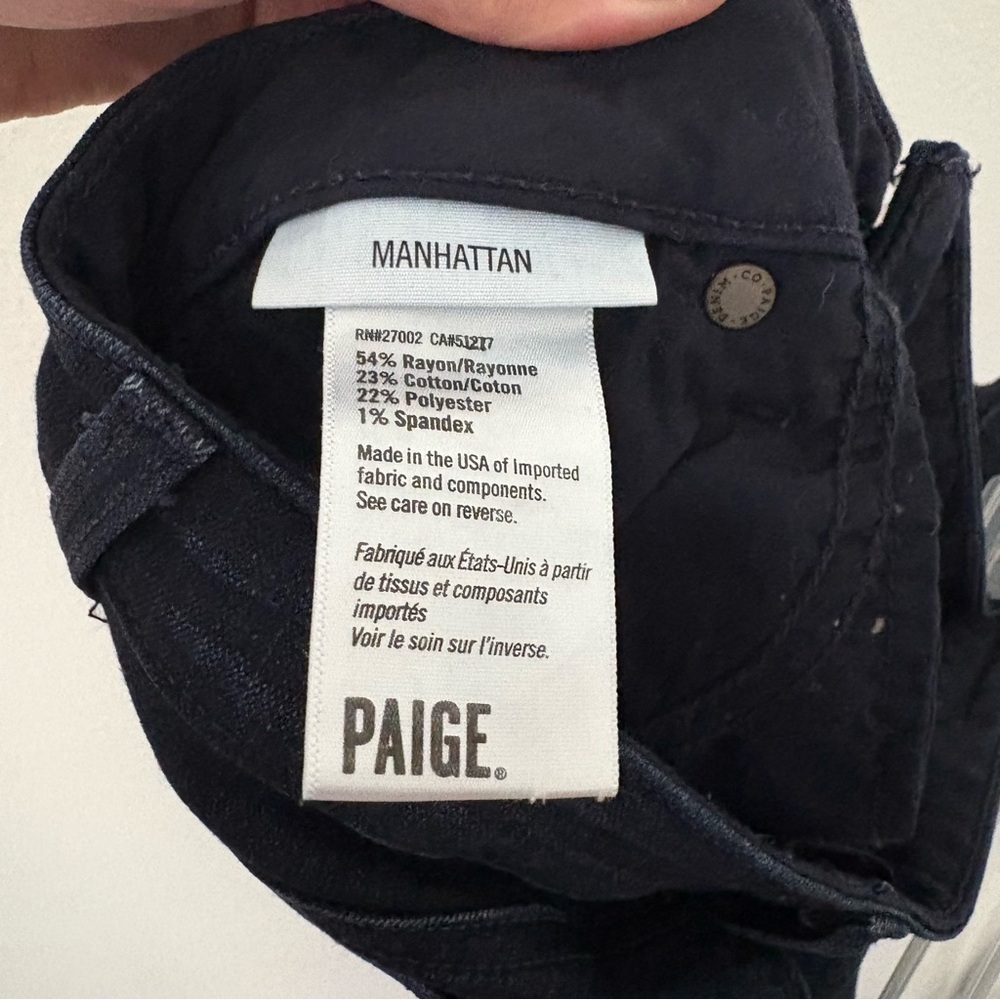 PAIGE Like New Manhattan Dark Blue Jeans - Picture 8 of 8